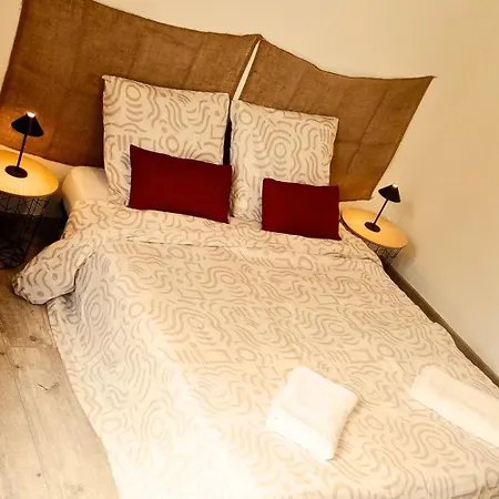 Maison Familiale Proche Bordeaux Apartament *